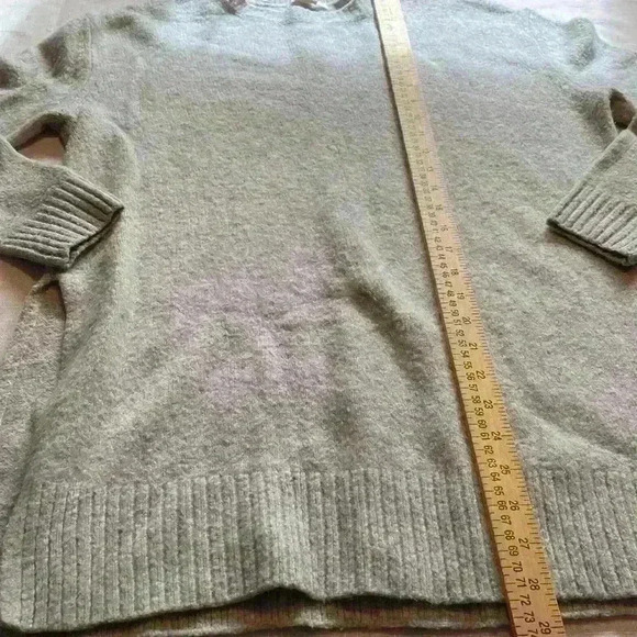 H&M Women’s Crew Neck Long Oversized Sweater Heather Grey XS Side Slits - Picture 5 of 11